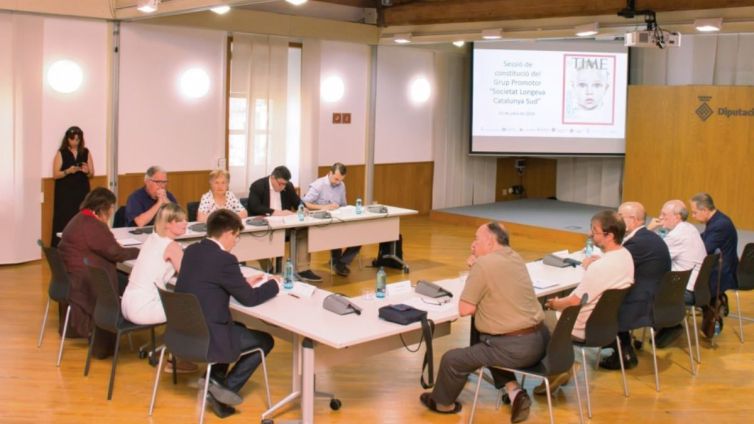 La seu de la Diputació a Tarragona va acollir la sessió de constitució de la Societat Longeva. Foto: Cedida